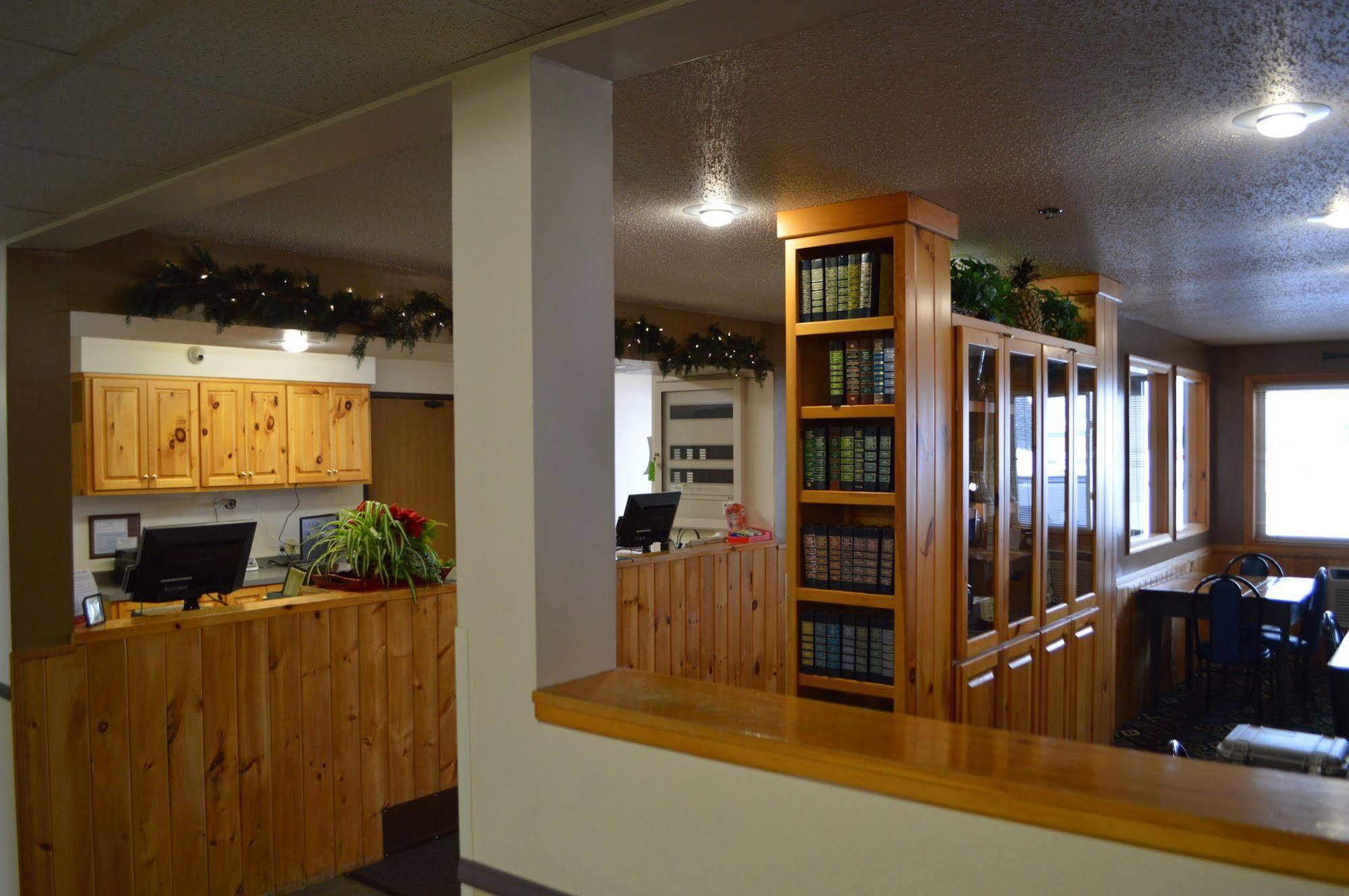 Hotel Super 8 By Wyndham Park Rapids Exterior foto